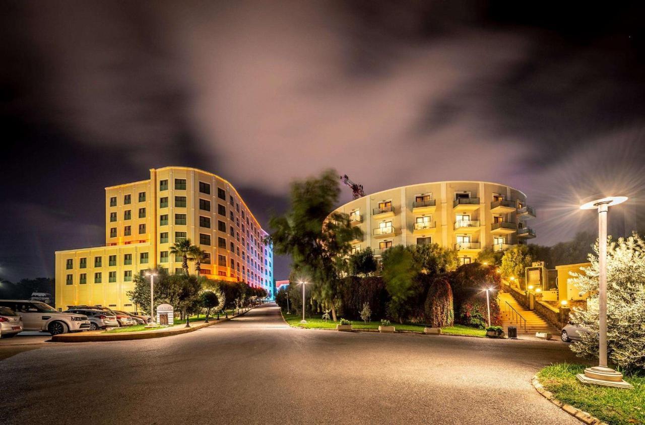 Vuni Palace Premium Hotel & Spa & Casino Beachfront Location ! Кирения Екстериор снимка