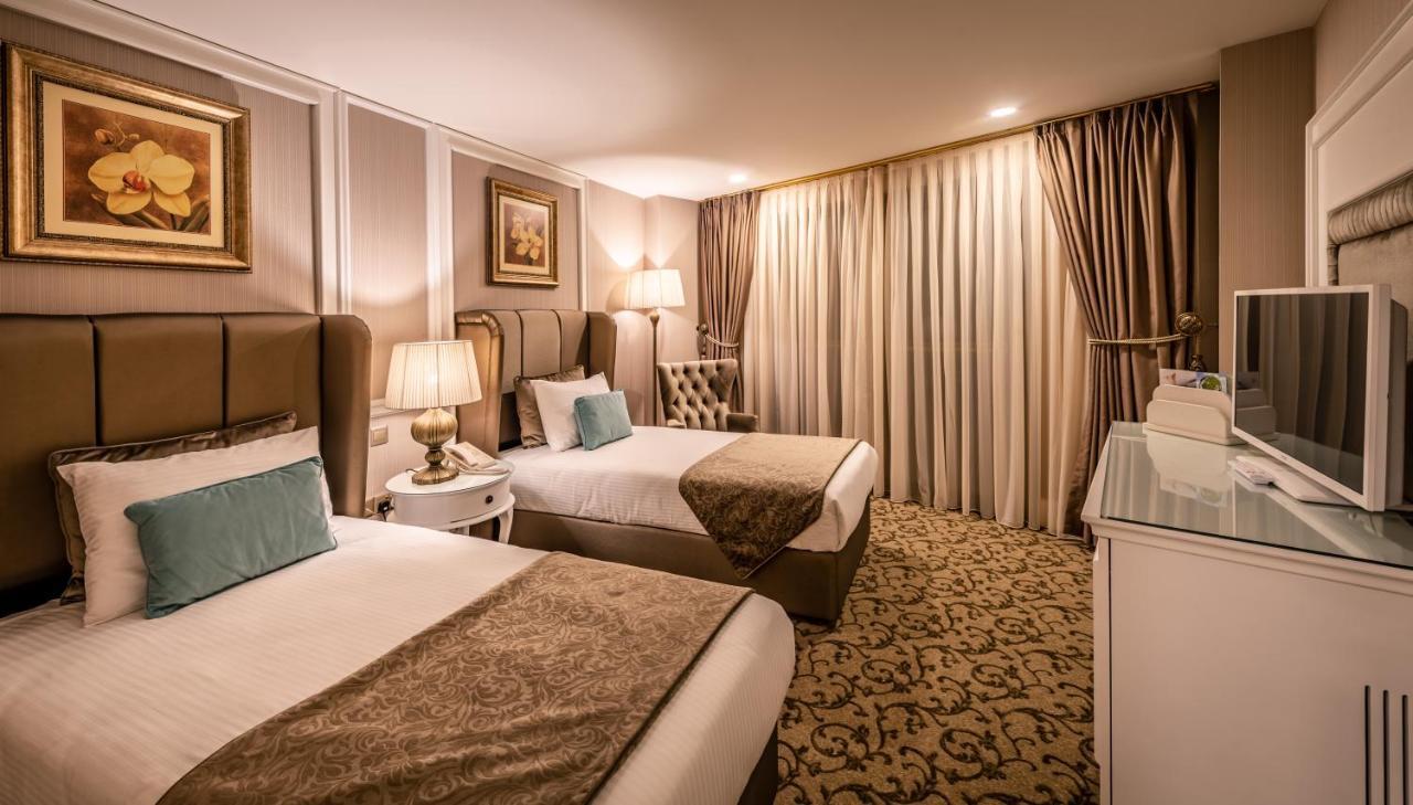 Vuni Palace Premium Hotel & Spa & Casino Beachfront Location ! Кирения Екстериор снимка