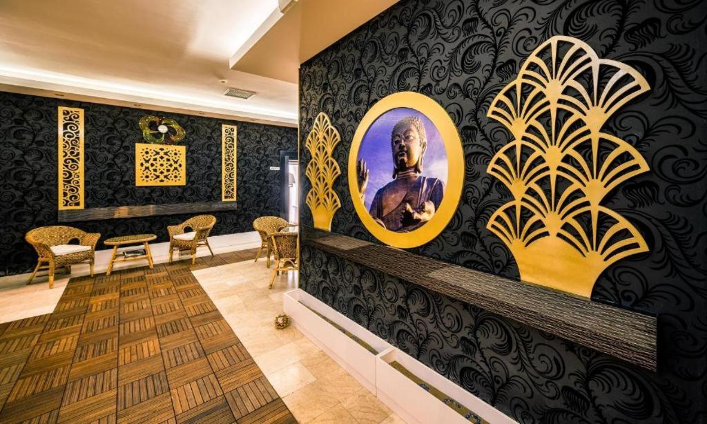 Vuni Palace Premium Hotel & Spa & Casino Beachfront Location ! Кирения Екстериор снимка